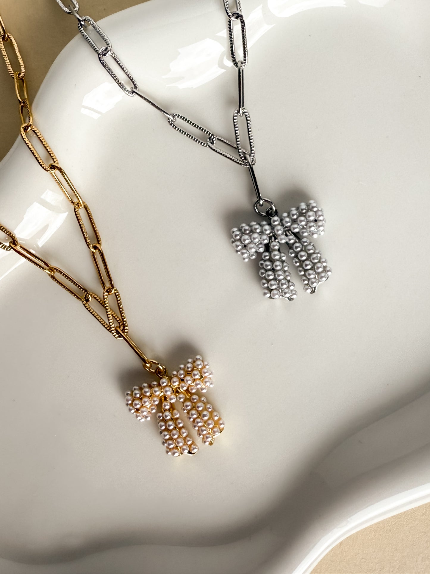 Bow Pendant Necklace
