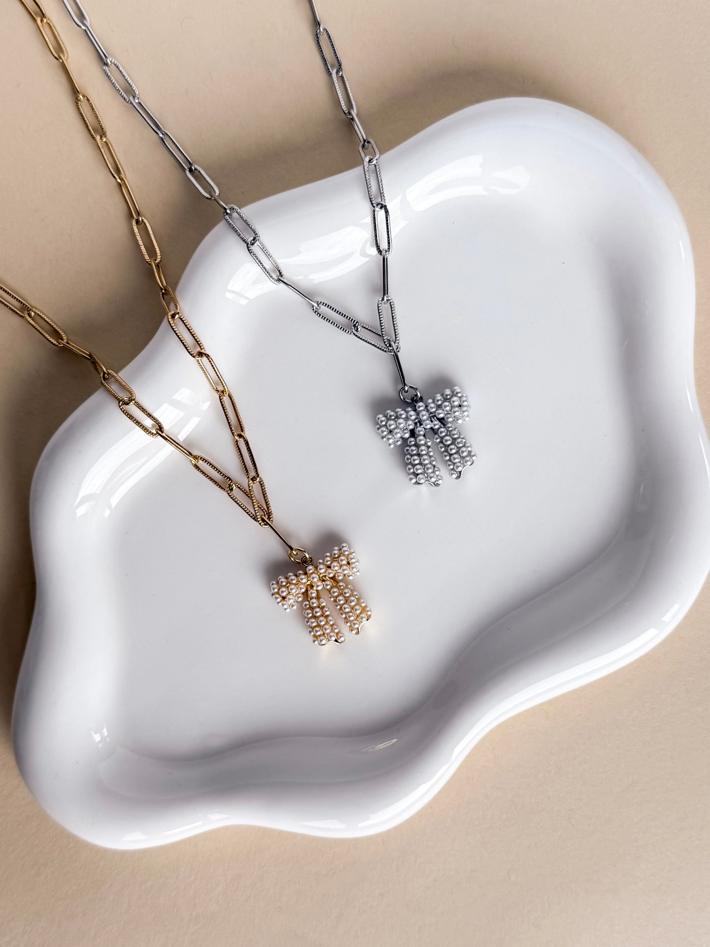 Bow Pendant Necklace