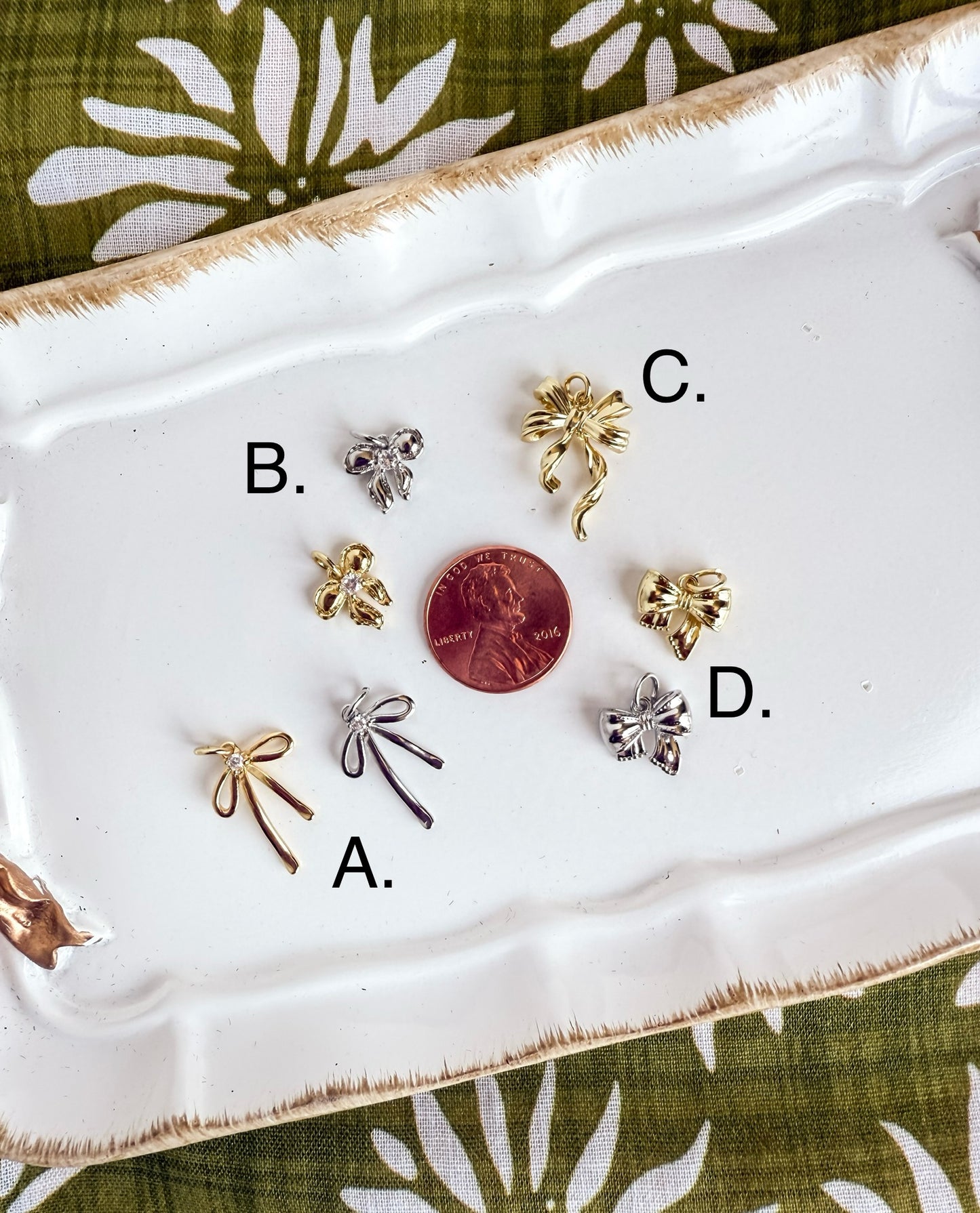 Small Bow Charms